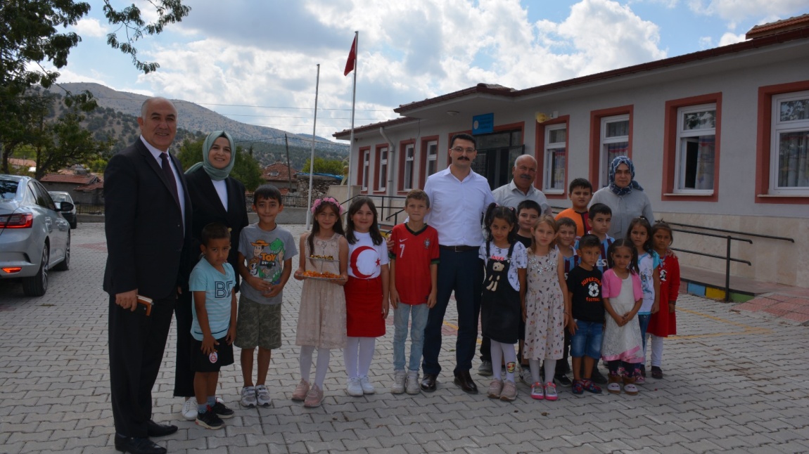 KAYMAKAMIMIZ YASİN AKGÜL OKULUMUZU ZİYARET ETTİ.